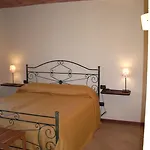 Cascina Gaione Via Gallina,18b 12052 Cn Neive